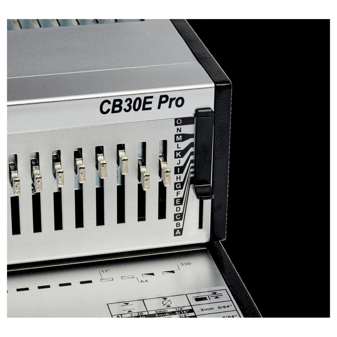 Perforelieur électrique anneaux plastiques pas US CB30E Pro GBC — Avec leviers de réglage individuels pour perforation