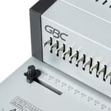 Perforelieur manuel anneaux plastiques pas US CB25 Pro GBC - Dents d'ouverture du peigne et molette de réglage du perforelieur GBC CB25 Pro