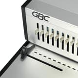 Perforelieur manuel anneaux plastiques pas US CB30 Pro GBC - Avec guide papier réglable pour format a4