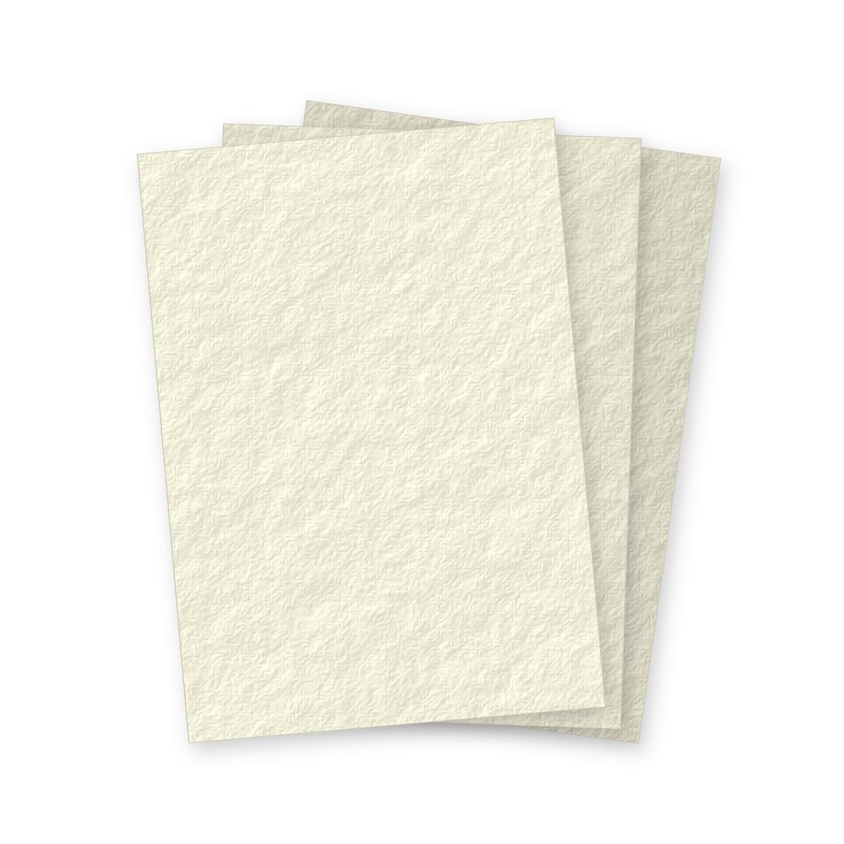 Couvertures cartonnées grain cuir 250 g/m² A3 ivoire FALCON K - Trois couvertures cartonnées grain cuir ivoire Falcon K A3 250 g en éventail